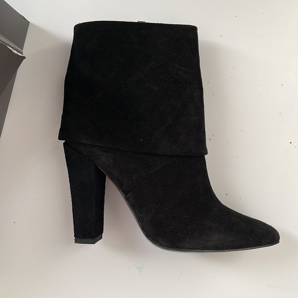 VINCHE CAMUTO  WOMEN BLACK BOOTS - Picture 3 of 5